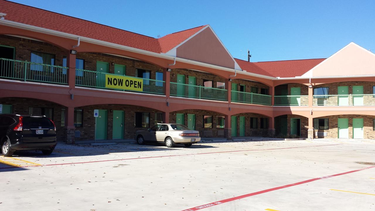 Classic Inn & Suites Humble Exterior foto